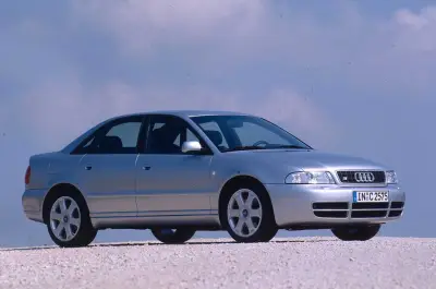 Audi  - S4 - B5 (1997-2002) 